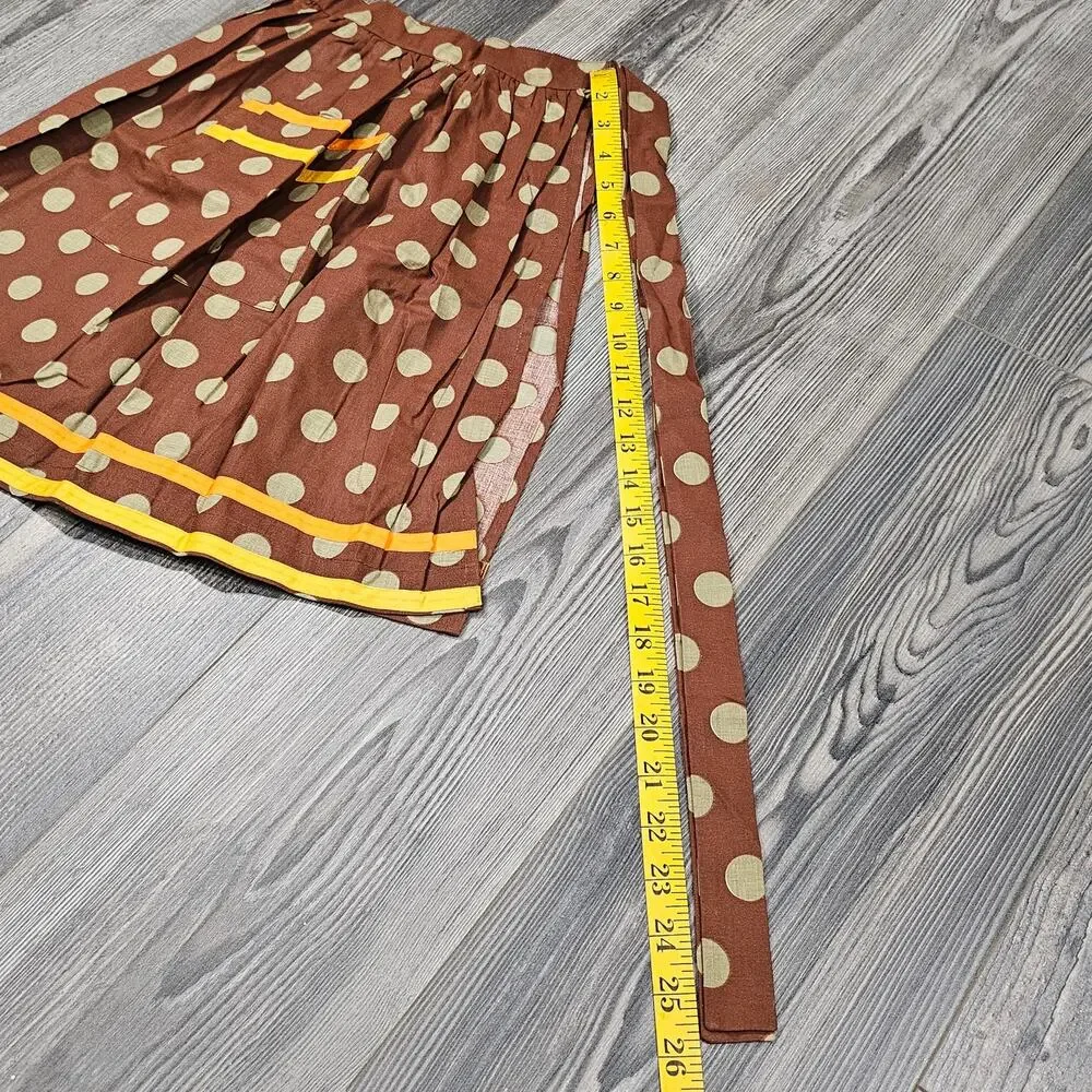 BROWN POLKADOT WAIST APRON – HANDMADE – RETRO STYLE – YELLOW TRIM – CLEAN